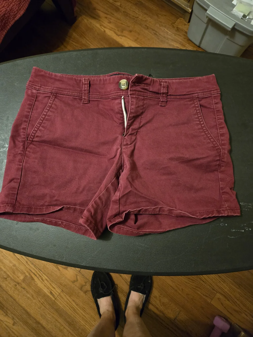 American Eagle Outfitters AE Maroon Burgundy Stretch Midi Shorts Size 4